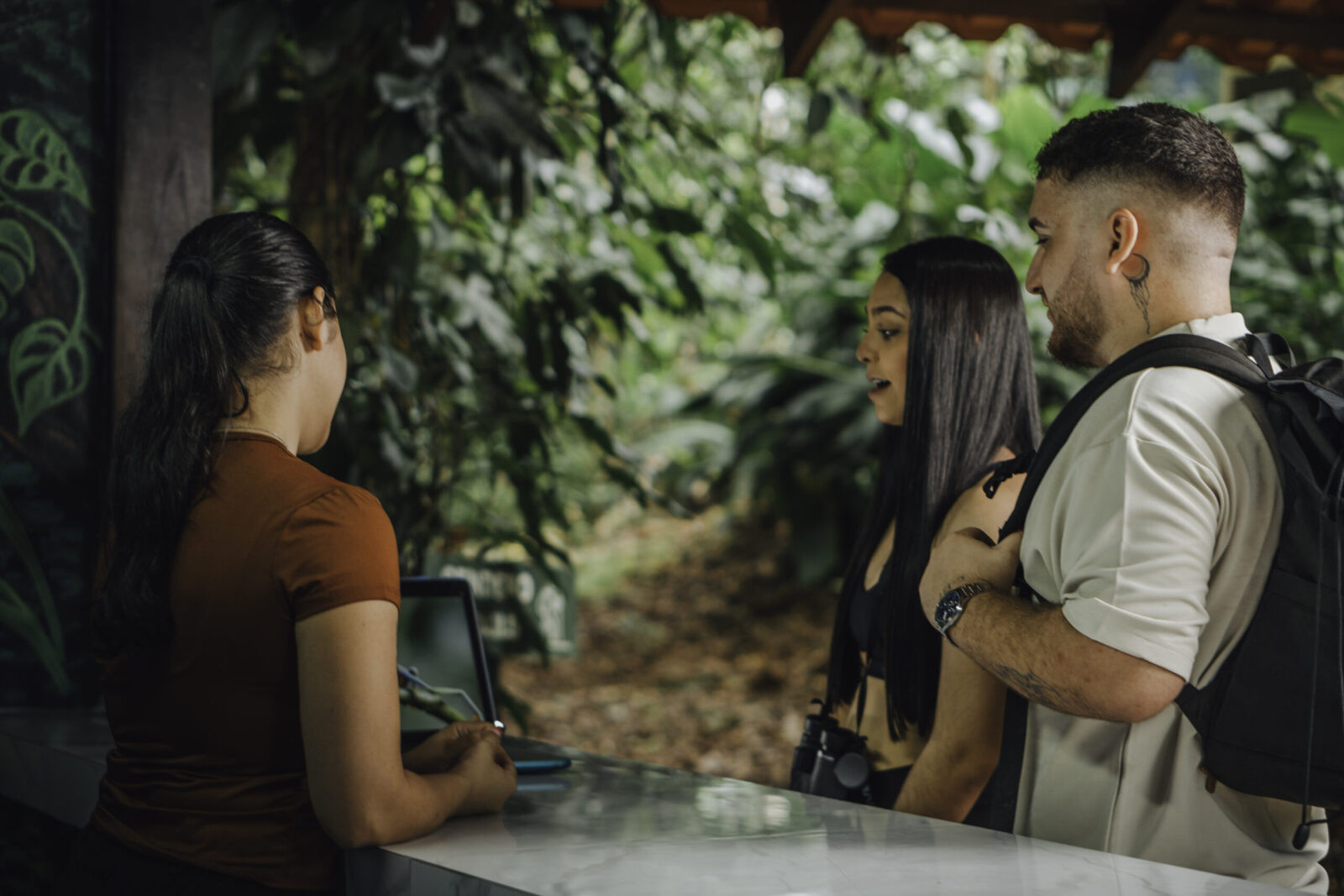 Learn about Arenal Nature Trails local naturalist guide leading visitors through the rainforest reserve in La Fortuna Costa Rica